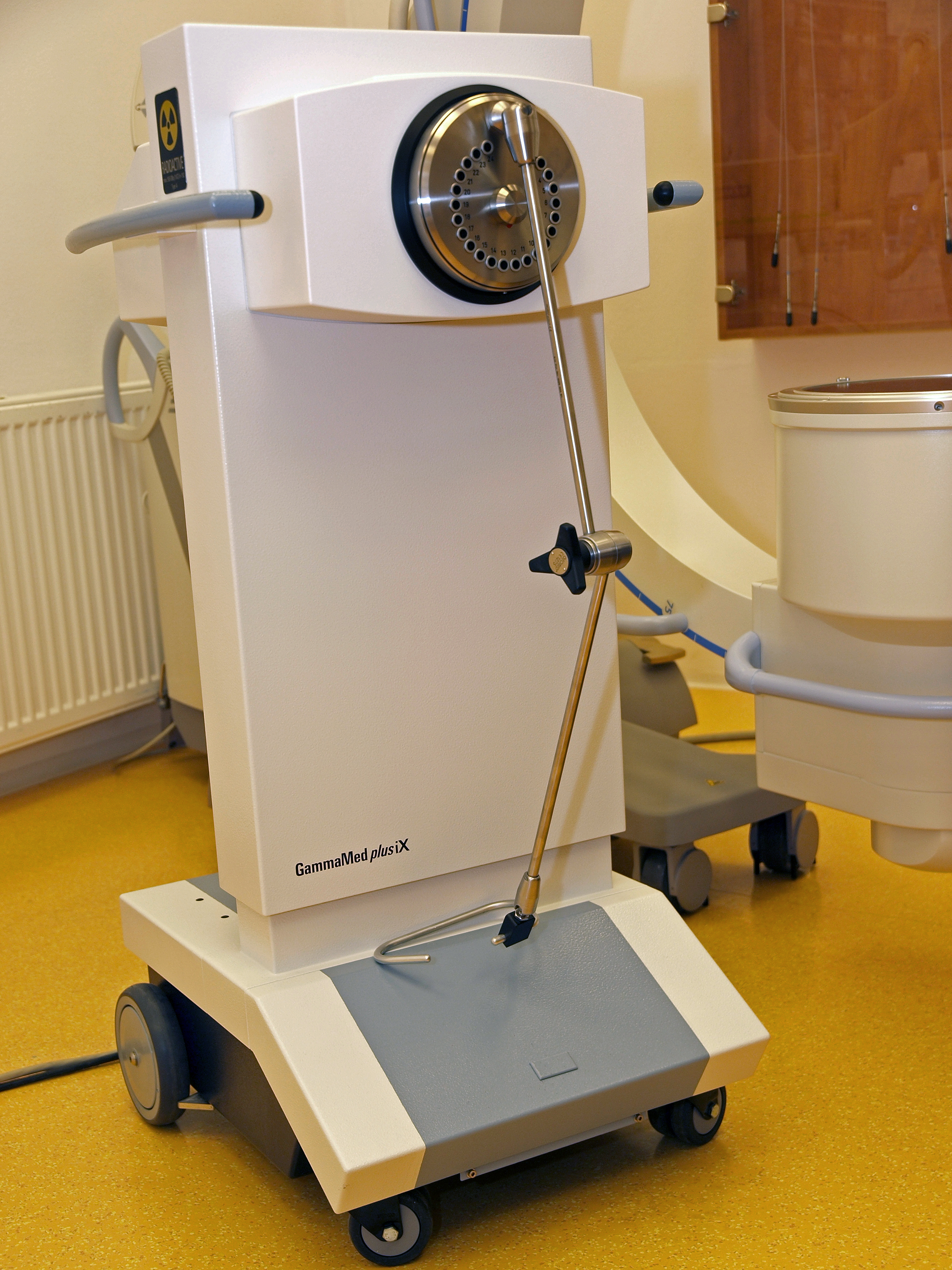 Modernizace přístrojů pro onkologická onemocnění ve Všeobecné fakultní nemocnici v Praze