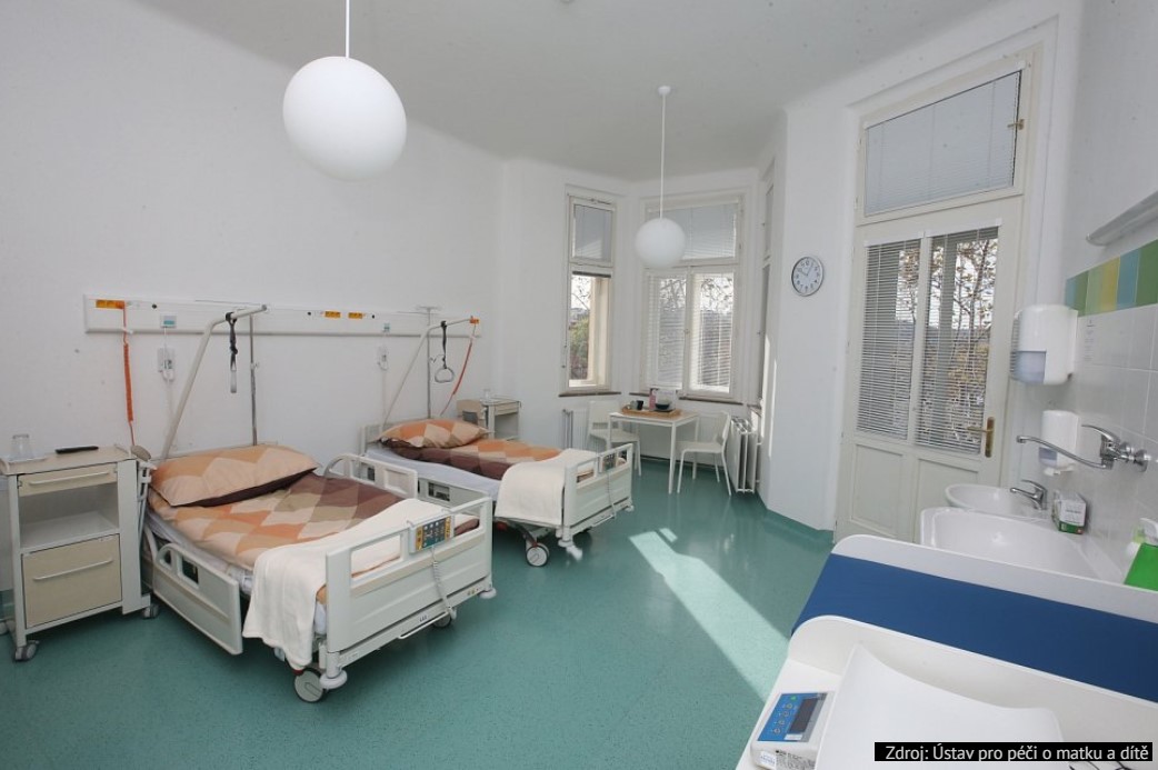 ÚPMD modernizace a obnova vybavení centra vysocespecializované intenzivní péče v perinatologii 