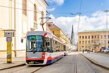 MMR poskytne 245 milionů korun na nízkoemisní a bezemisní vozidla k přepravě cestujících v Praze